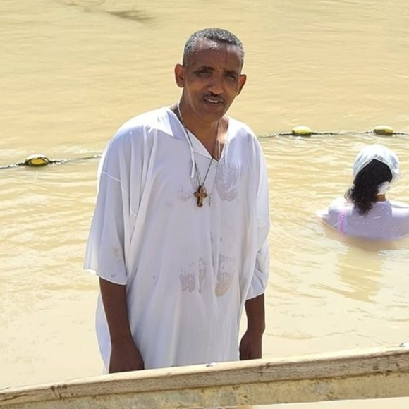 Meet your Posher, Mulugeta - Picture 1 of 1